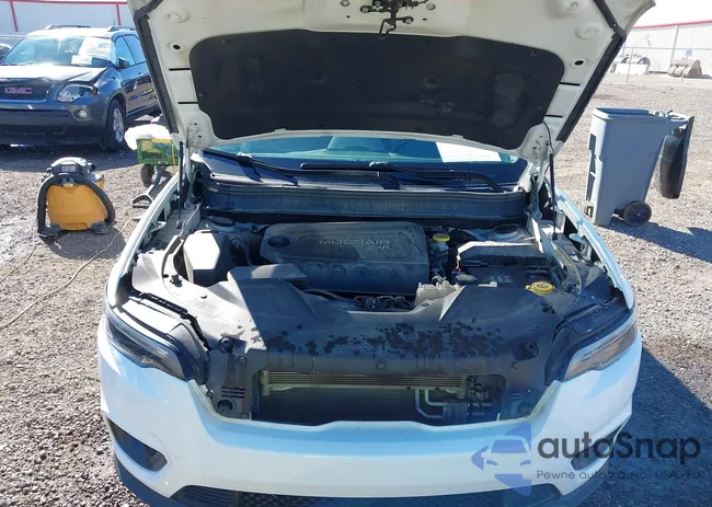 1C4PJLLB2KD132568: 44326517