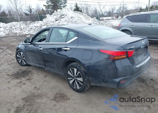 1N4BL4EV7KC165840: 44325580