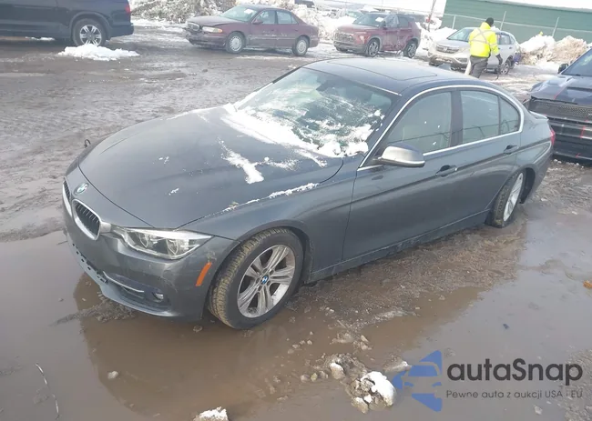 WBA8D9C37HA005958: 44325610