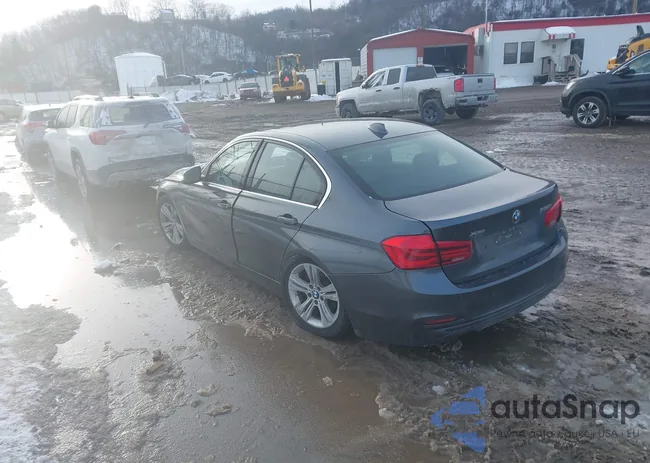 WBA8D9C37HA005958: 44325610