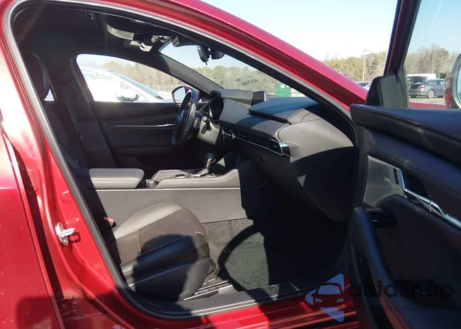 JM1BPANM4L1166235: 44325646