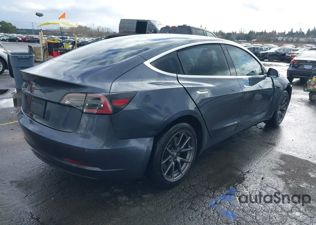 5YJ3E1EA4LF597178: 44325672