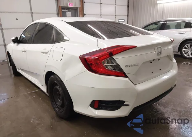 19XFC2F57GE064490: 44325727