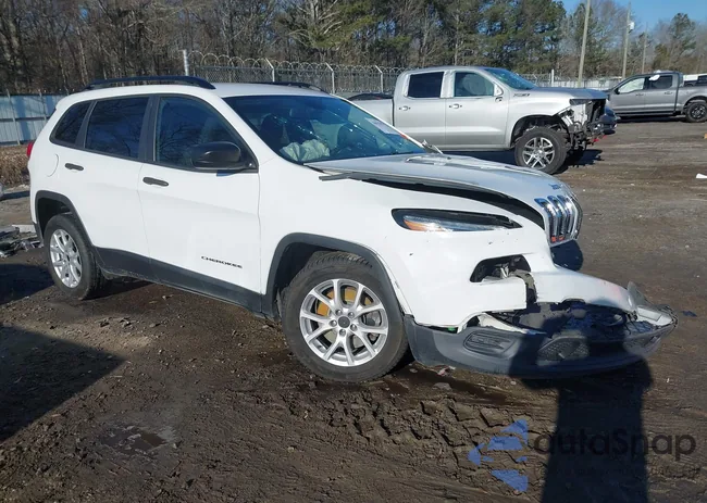 1C4PJLAB6HW650487: 44325771