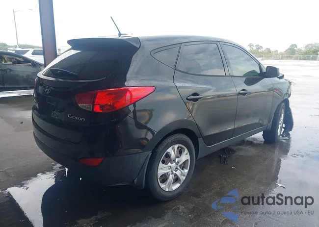 KM8JT3AB8DU658513: 44325782