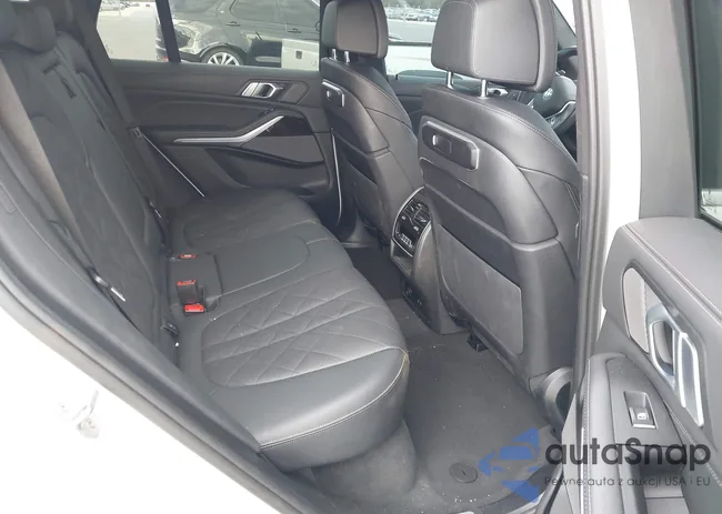 5UX13EU06R9V10220: 44325785