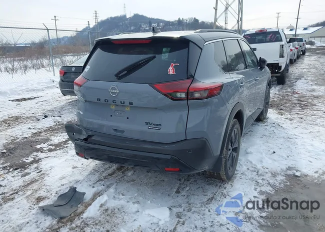 JN8BT3BB0PW195108: 44325843