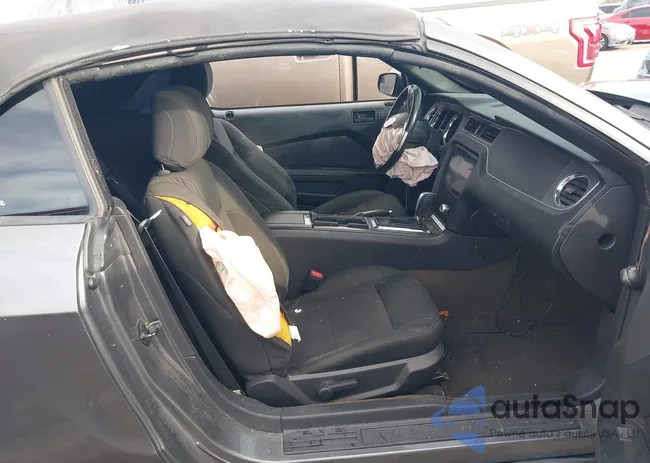 1ZVBP8EM9E5208545: 44325854