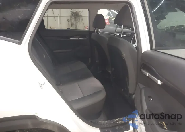 KNDEPCAA3M7061415: 44325954