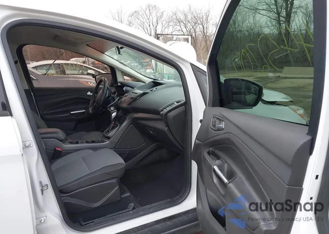 1FADP5AU5HL110652: 44327017