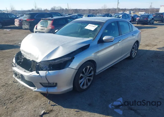 1HGCR2F58DA059882: 44327083