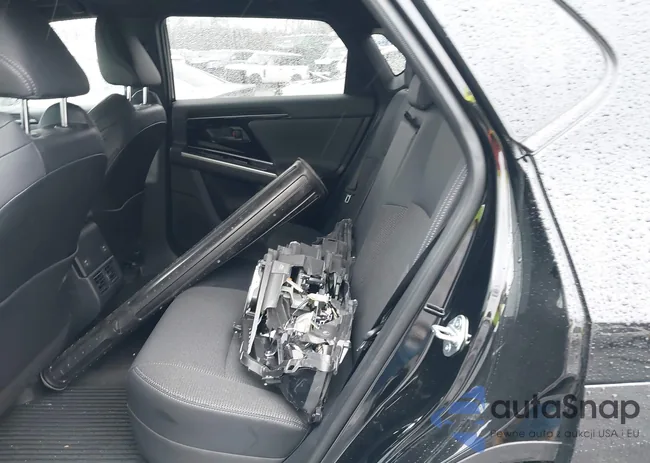 JTMAAAAAXSA068642: 44327182