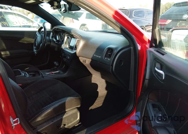 2C3CDXCTXLH106427: 44327200