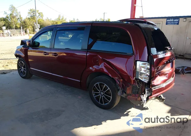 2C4RDGEG2JR271871: 44327228