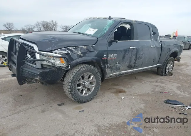 3C6UR5PL2JG183930: 44327264