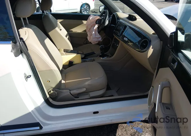 3VW7A7AT0DM811178: 44327274