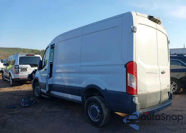 1FTYR1CM7JKA83400: 44327276