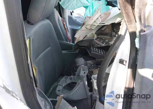 1FTYR1CM7JKA83400: 44327276