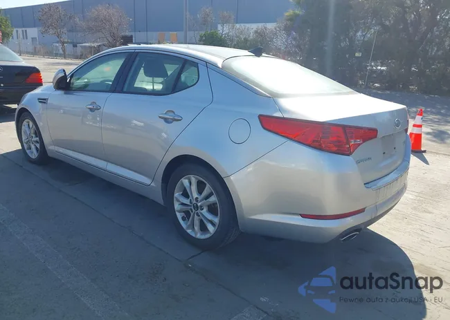 KNAGN4A79B5124693: 44327290