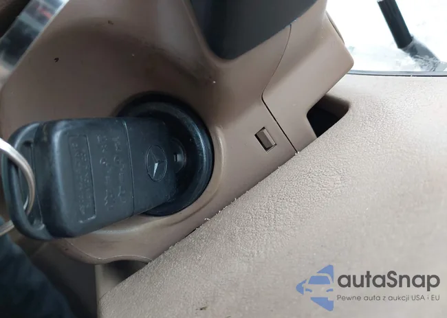 4JGAB54E82A314635: 44327393