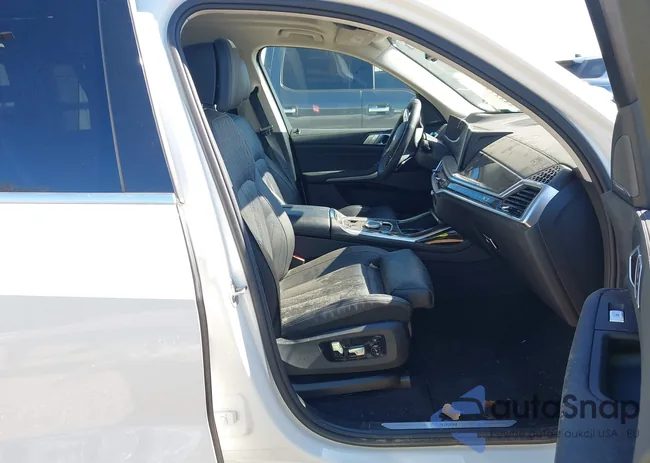 5UX23EM0XT9053505: 44327402