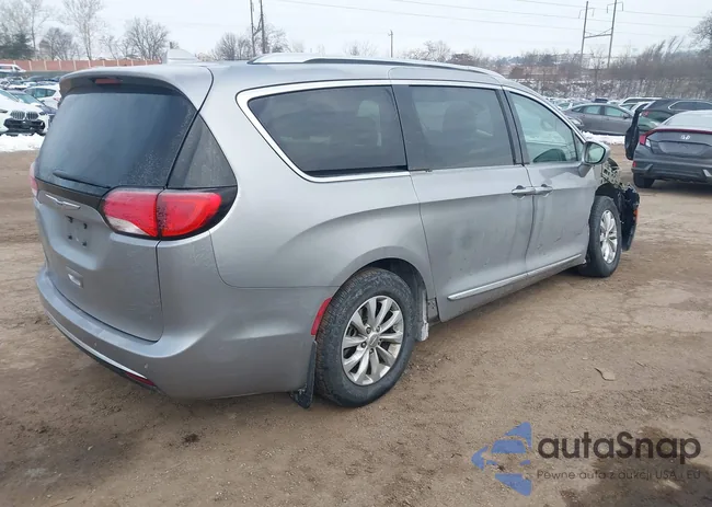 2C4RC1BG2KR532633: 44327405