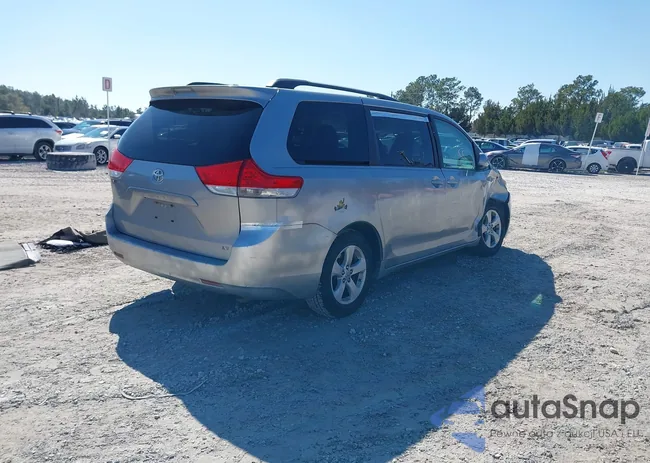 5TDKK3DC9BS105614: 44327478