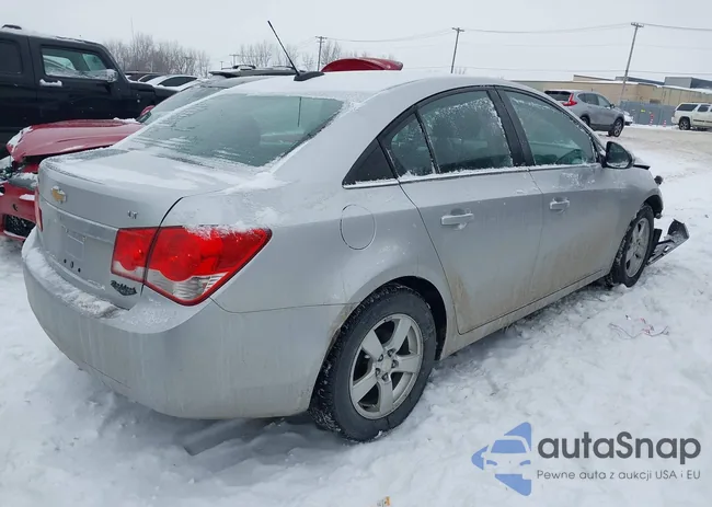 1G1PE5SB8G7171682: 44327488