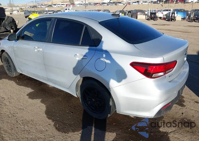 3KPA24AD0LE297869: 44326627