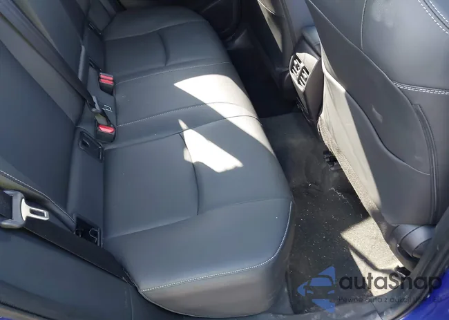 7MUDAABG6SV136329: 44326659