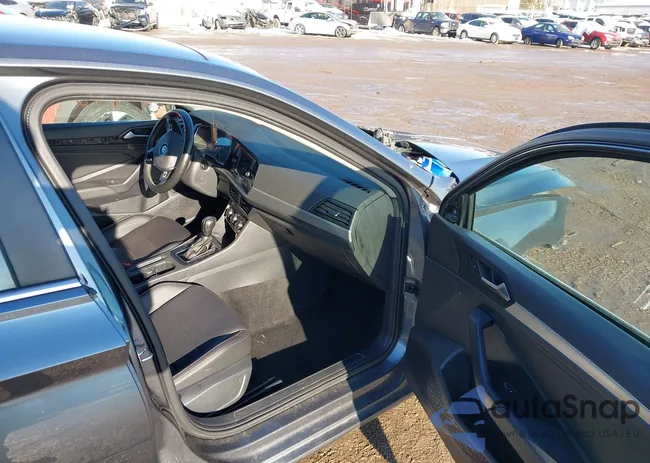 3VWC57BU5MM021899: 44326722