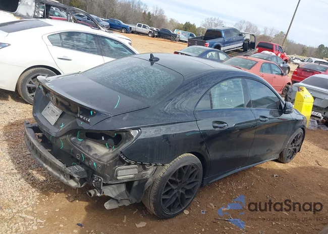 WDDSJ4EB9JN583637: 44326728