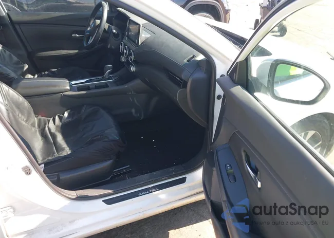 3N1AB8CV1LY267276: 44326817