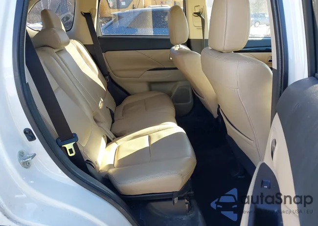 JA4AZ3A35GZ060442: 44326871