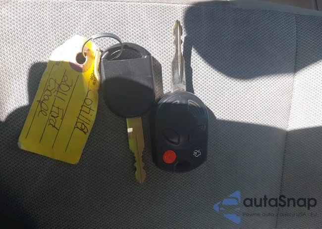 1FMCU0D74BKB24526: 44326941