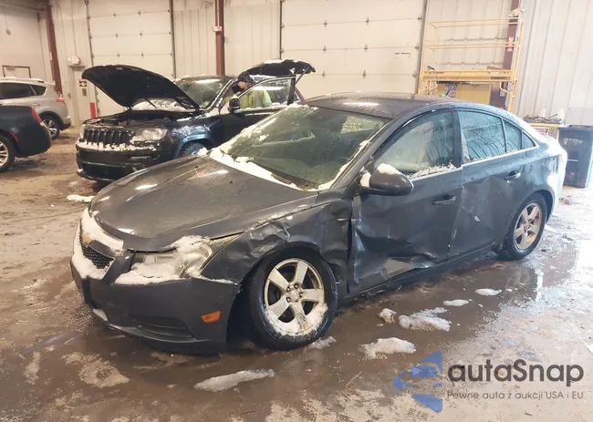 1G1PC5SB2D7285548: 44327976