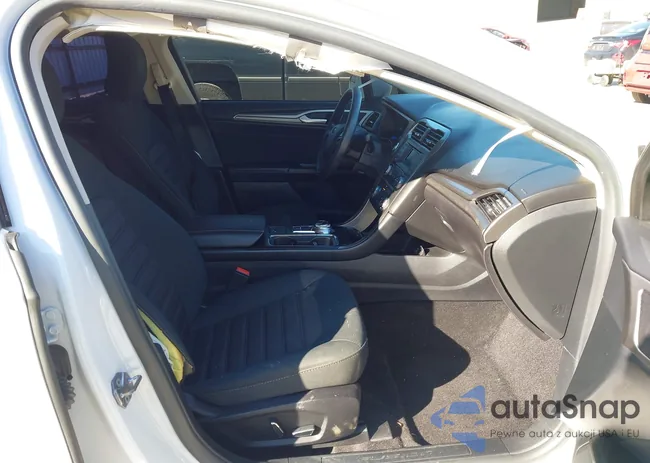 3FA6P0H72HR316802: 44327998