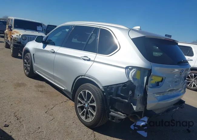 5UXKR0C55H0U55040: 44328008