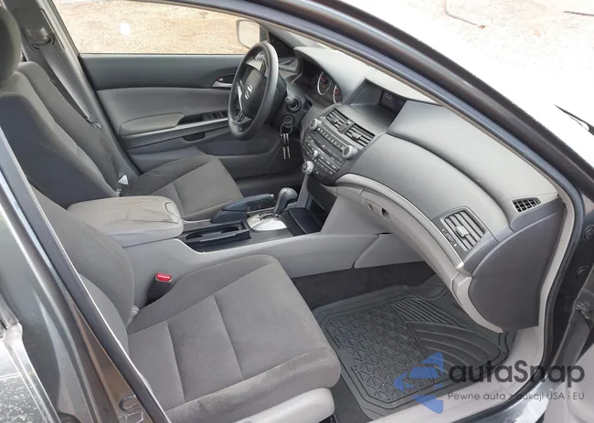 1HGCP267X9A198006: 44328033