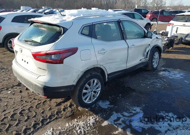 JN1BJ1CW2LW392883: 44328118