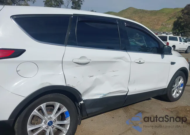 1FMCU0GD2KUA55048: 44328162