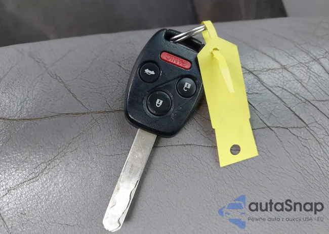 1HGCP368X9A047326: 44328172