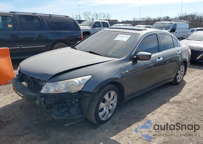 1HGCP368X9A047326: 44328172