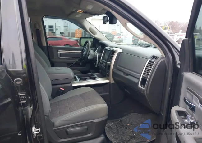 1C6RR6GT4FS676164: 44328174