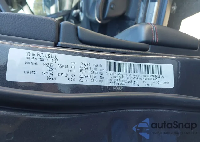 1C4RJFLG8JC215710: 44328252