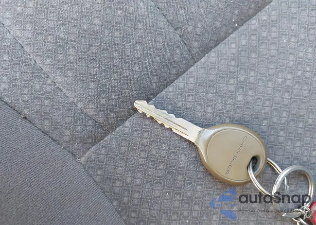 3C4FY48B35T533891: 44328259