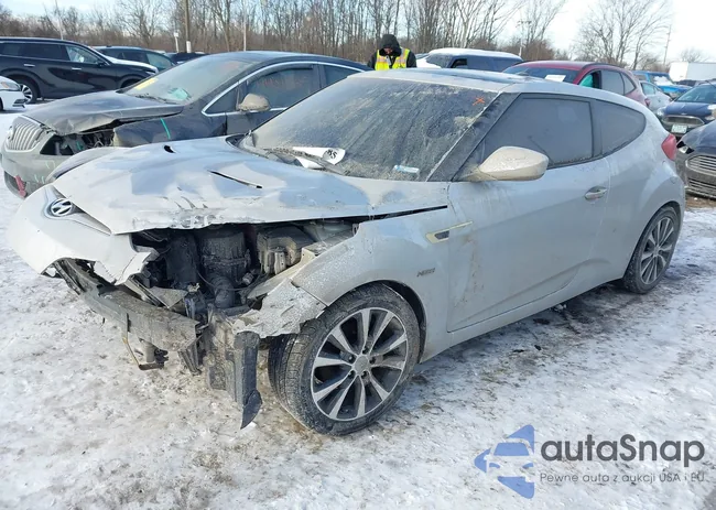 KMHTC6AD4CU056315: 44328285