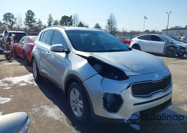 KNDPM3AC5H7210447: 44328296