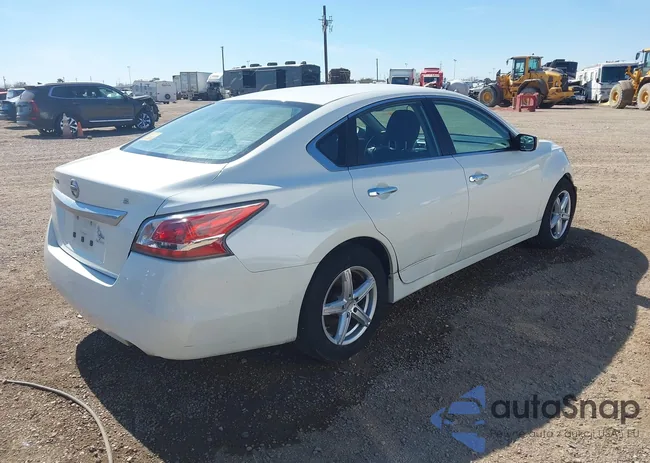 1N4AL3AP4FN311375: 44328300