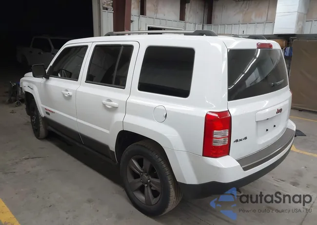 1C4NJRBB8GD706951: 44328353